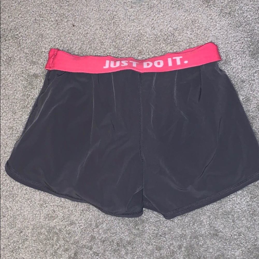 ✨ Dri-Fit Nike Shorts ✨ - Picture 3 of 3